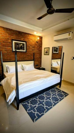 Ivy - 1BHK, forest view, wi-fi & big balcony